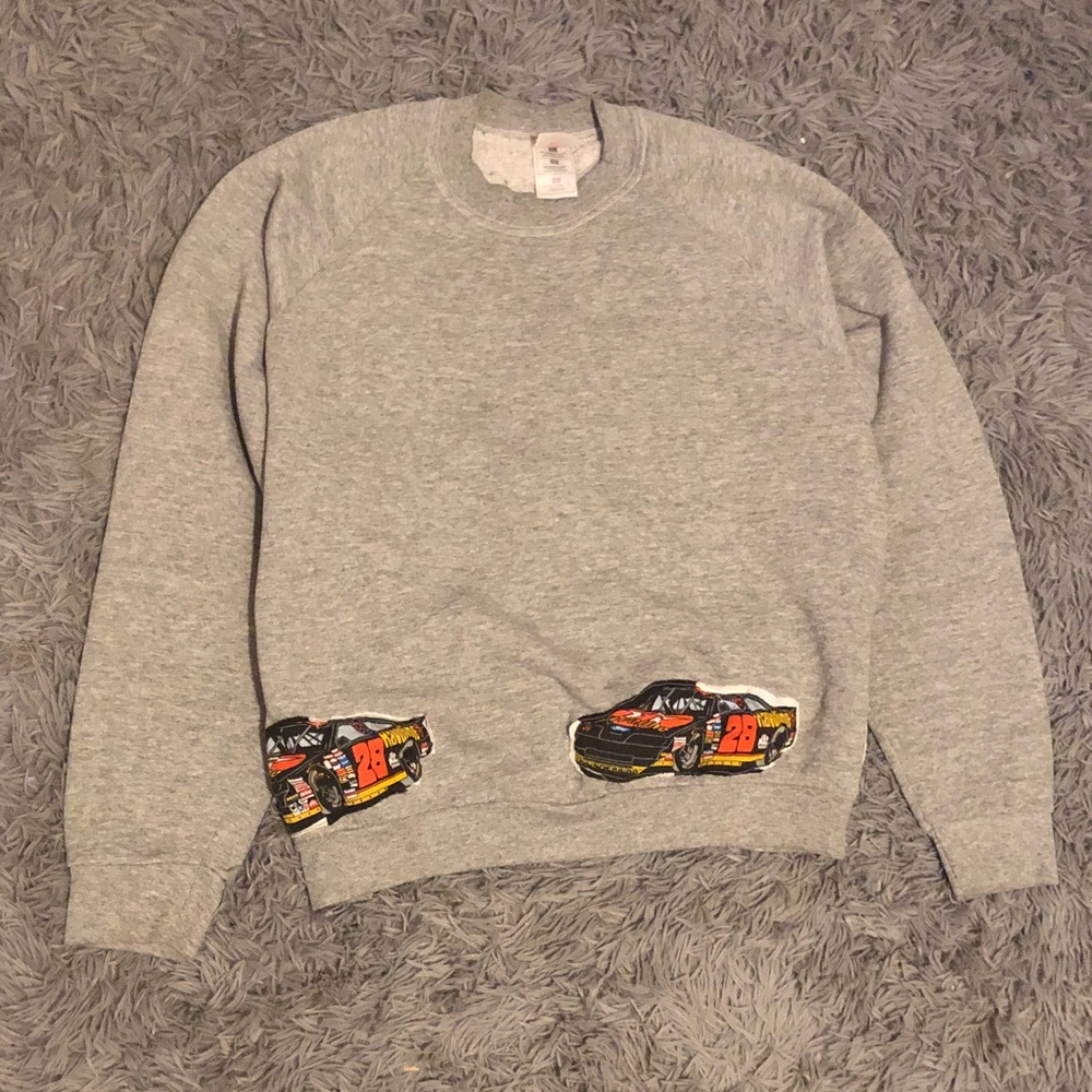 Fruit of the Loom Gray Car Graphic Men's Sweater